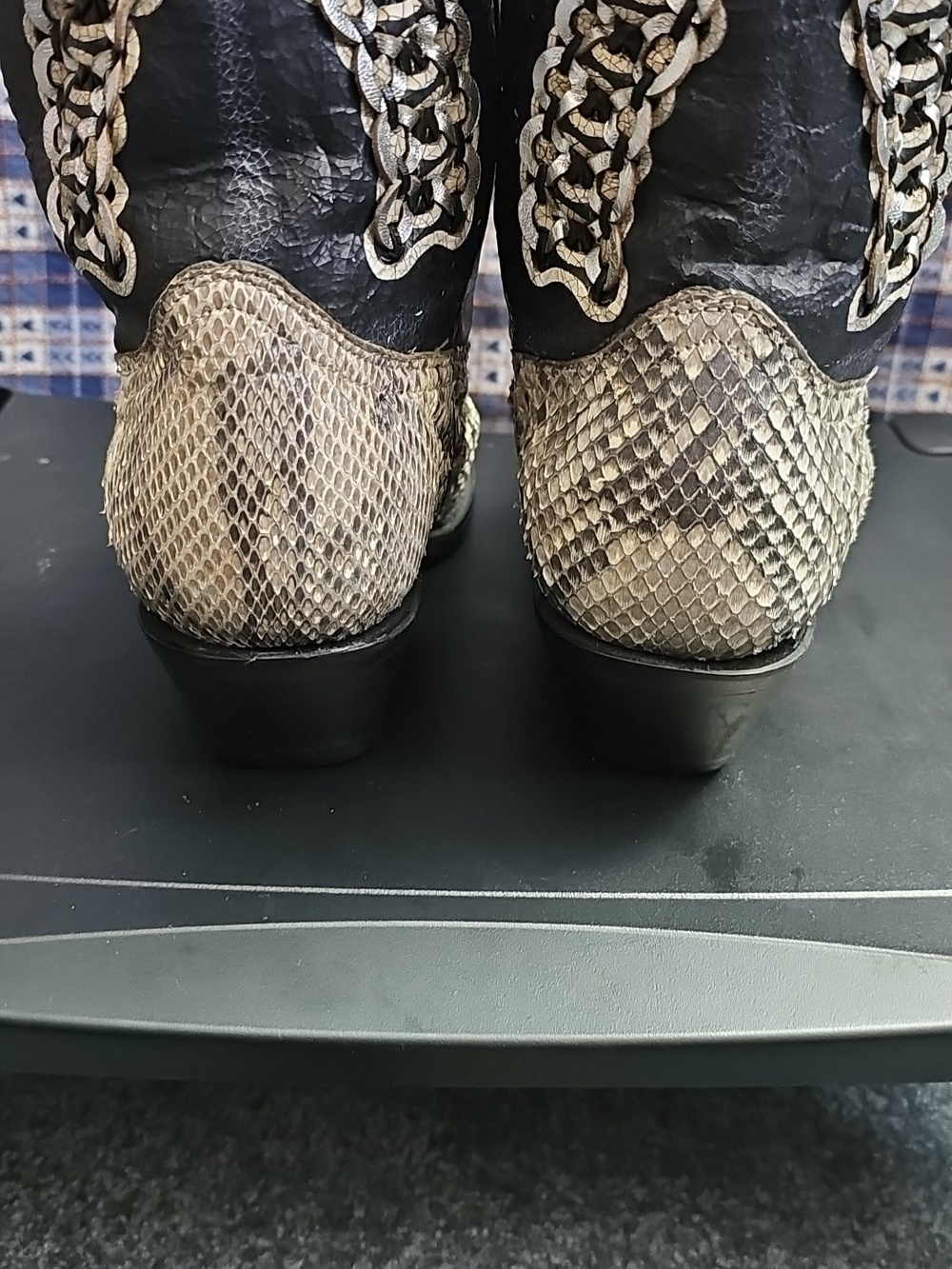 CORRAL BOOTS Womens Black & Beige Snake Western Boots - Picture 4 of 7